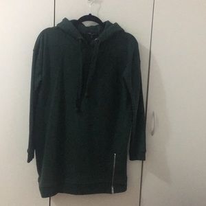 Romeo + Juliet Couture dark green sweater